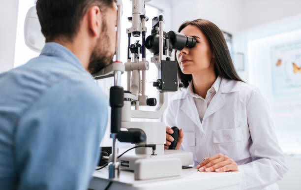 Optometría y Terapia Visual: Una Visión Integral en el Cuidado de la Salud Visual 1 istockphoto 930864180 612x612 1